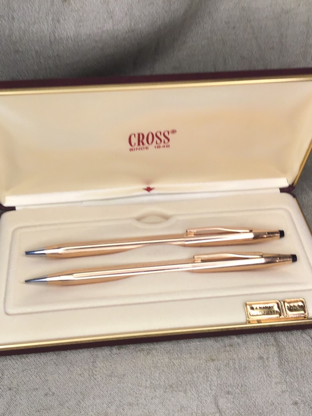 Vintage NWT Cross 14K Gold Filed Pen & Pencil Set w/ Original Case, No Monograms